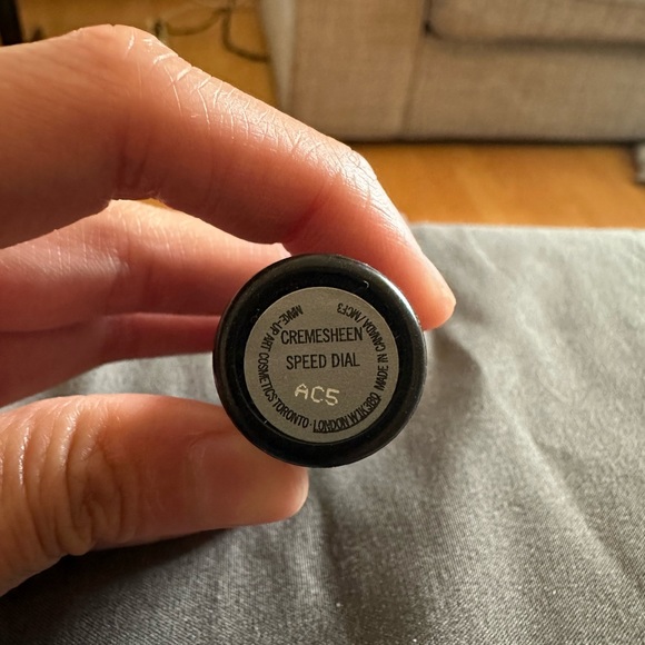 Bundle of 3 Mac lipsticks - Picture 4 of 6